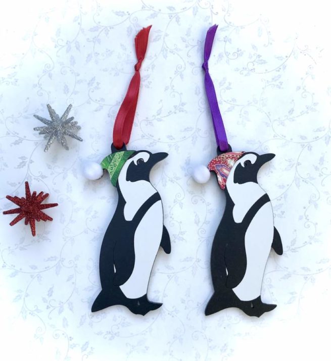 marching penguin ornament vignette